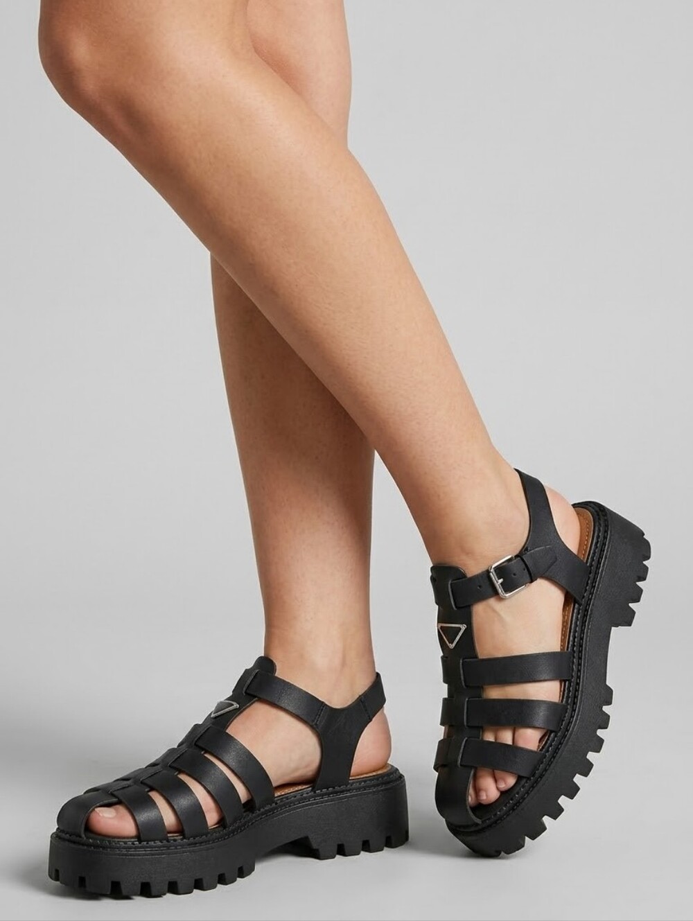 Dolce Vita Chunky Sandals Black Lug Sole Loera Size 11 Fisherman Platform Shoes